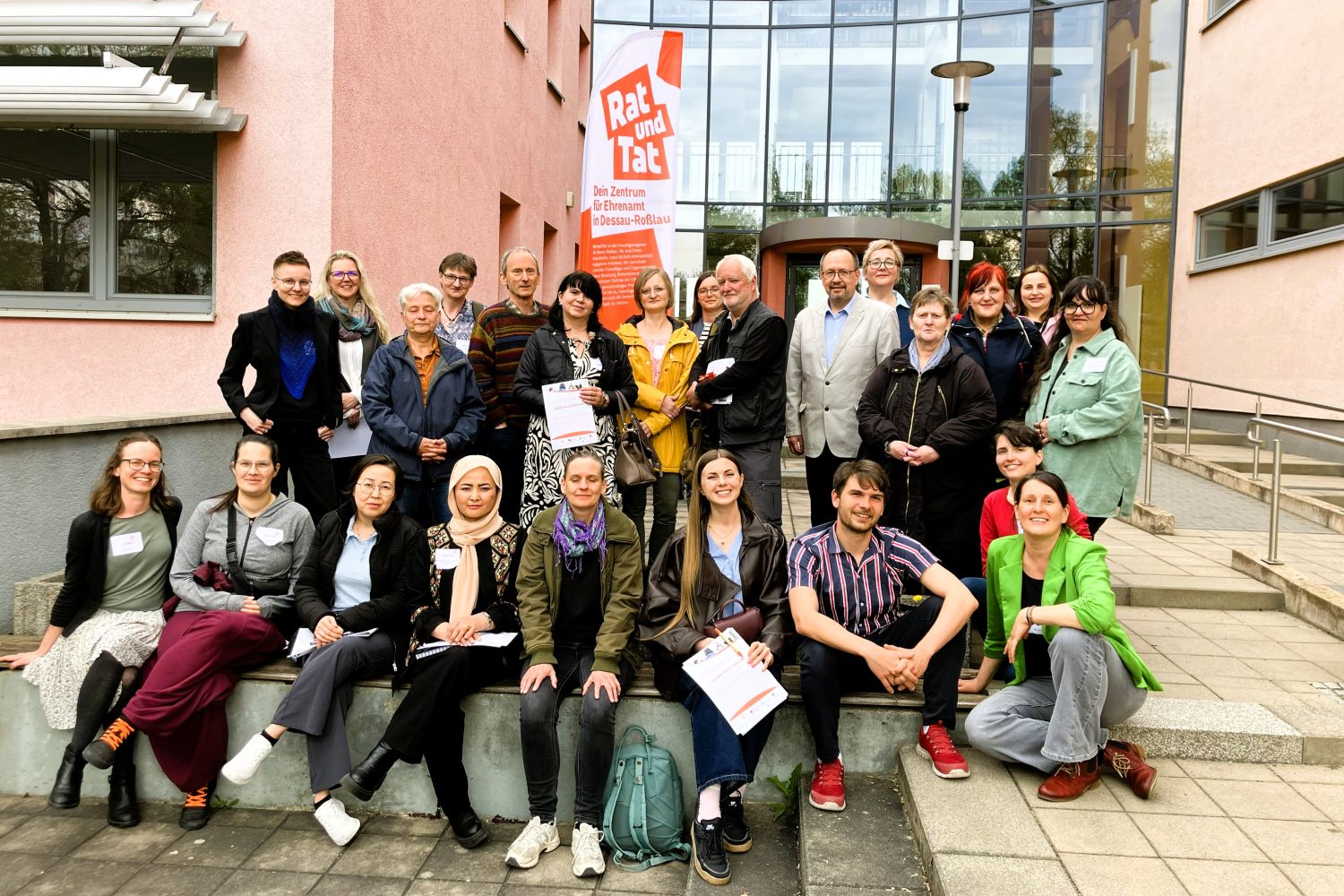 Startseite - Rat und Tat